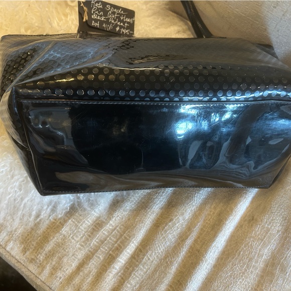 Timeless Kate Spade Black Patton Leather Embossed Dot Hand Bag. - Picture 6 of 8